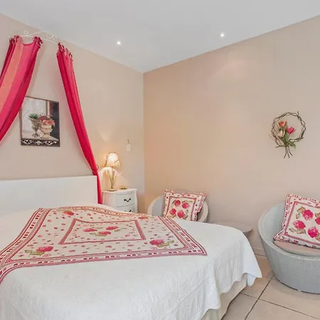 Le Petit Ramses 3* سانت ماكسيم