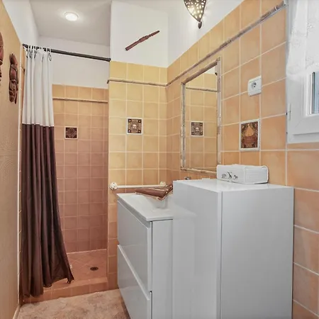 بيت ضيافة Le Petit Ramses 3*