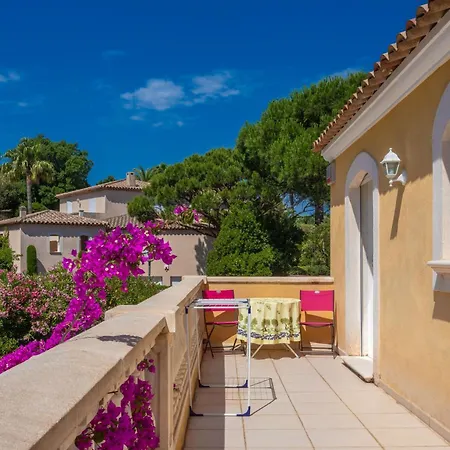 Le Petit Ramses 3* سانت ماكسيم